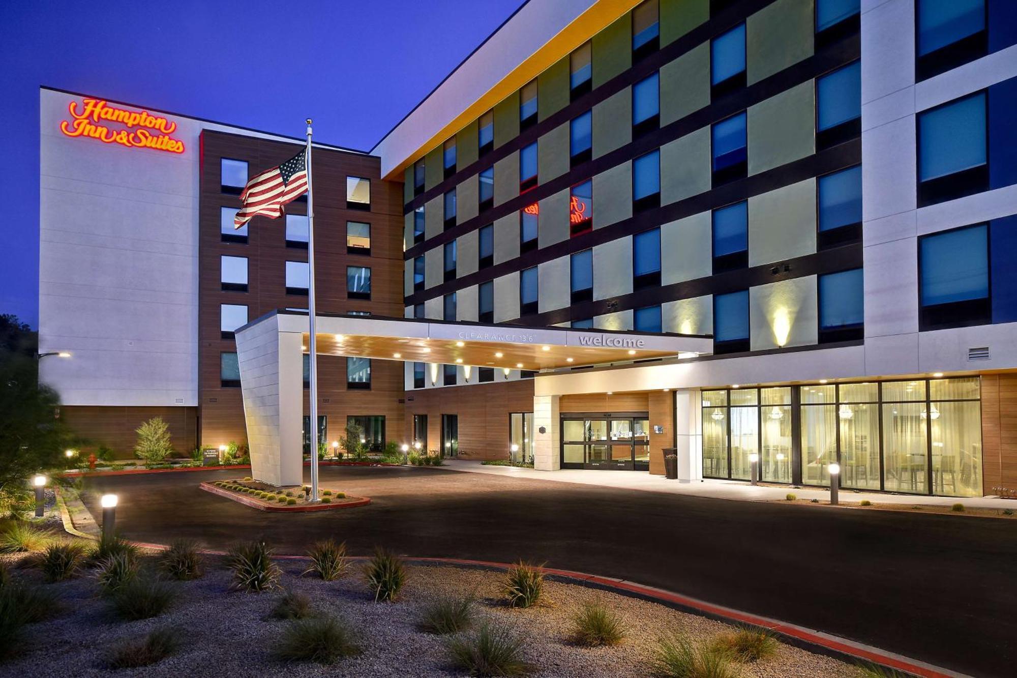 Hampton Inn&Suites Las Vegas Convention Center Extérieur photo