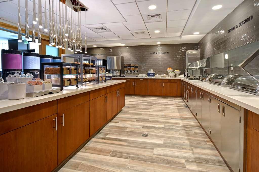 Hampton Inn&Suites Las Vegas Convention Center Restaurant photo