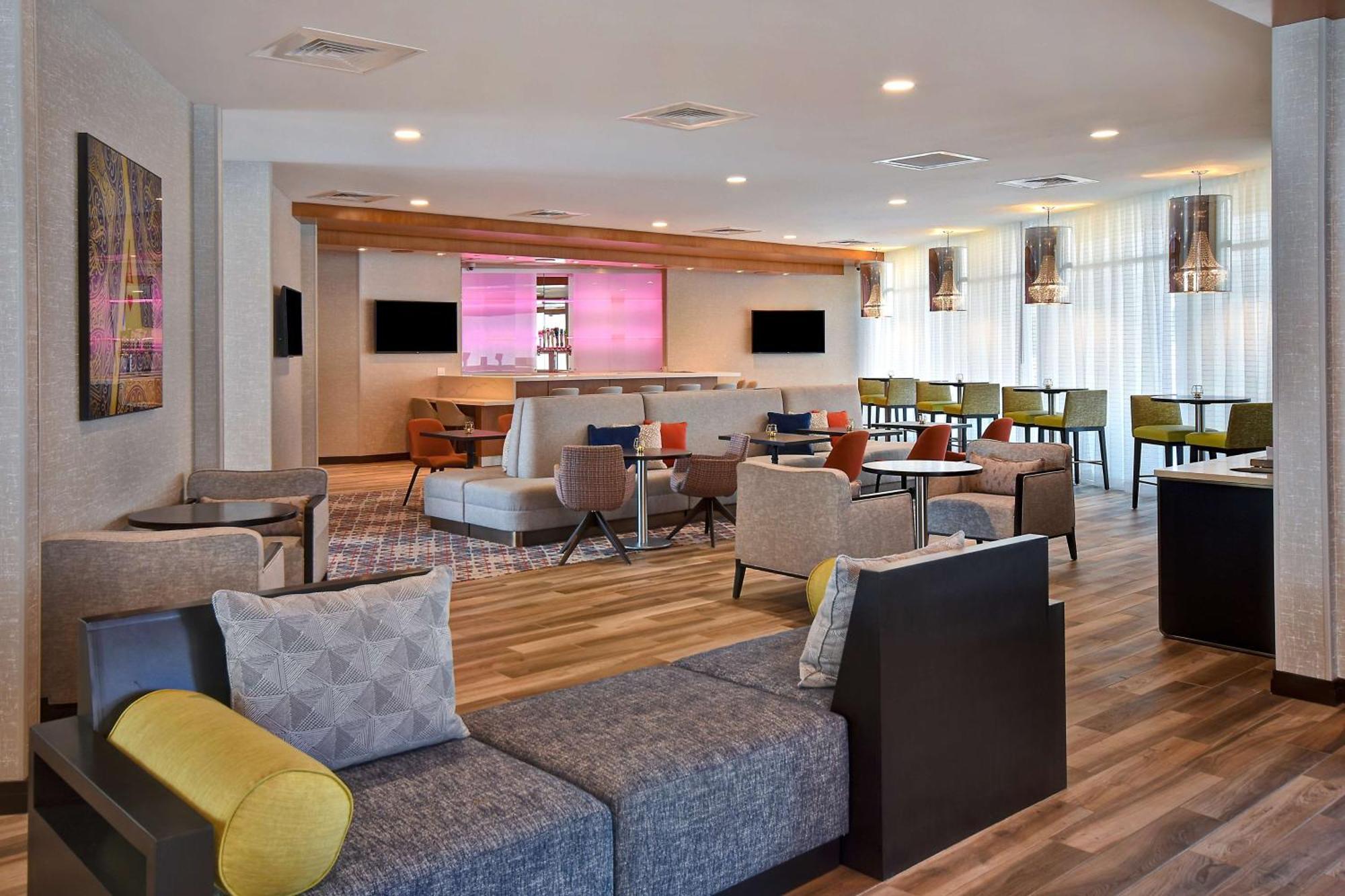 Hampton Inn&Suites Las Vegas Convention Center Extérieur photo